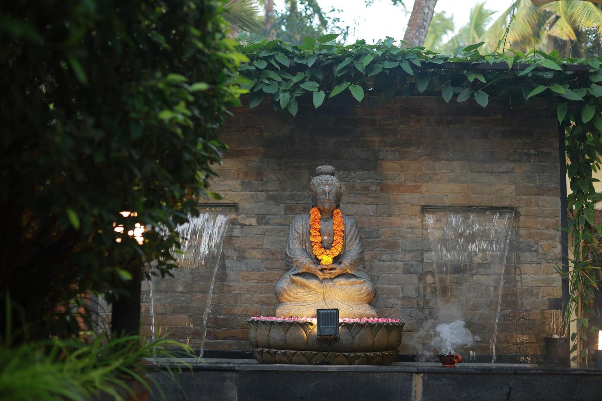 Ideal Ayurvedic Resort Kovalam Buitenkant foto