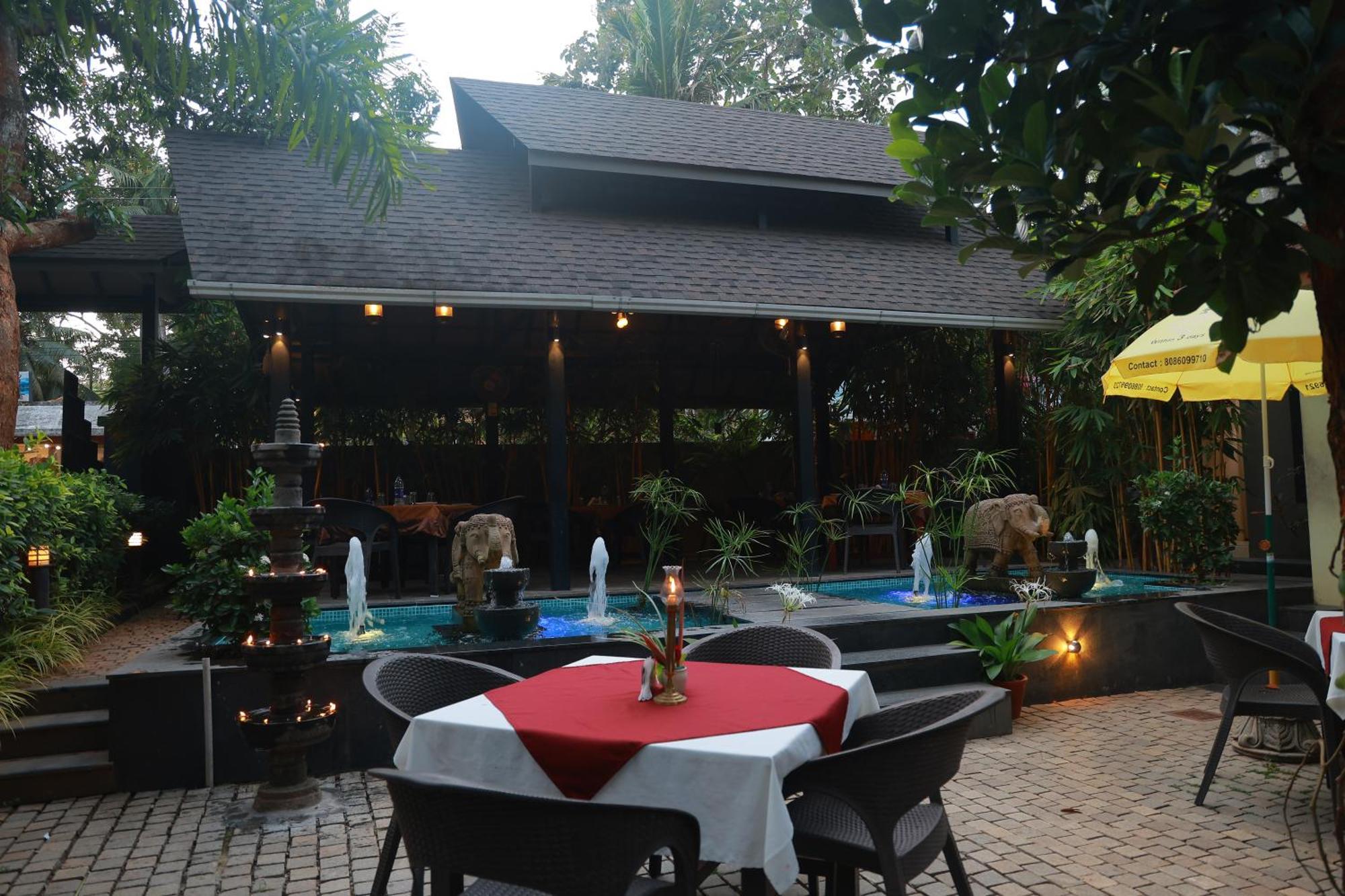 Ideal Ayurvedic Resort Kovalam Buitenkant foto